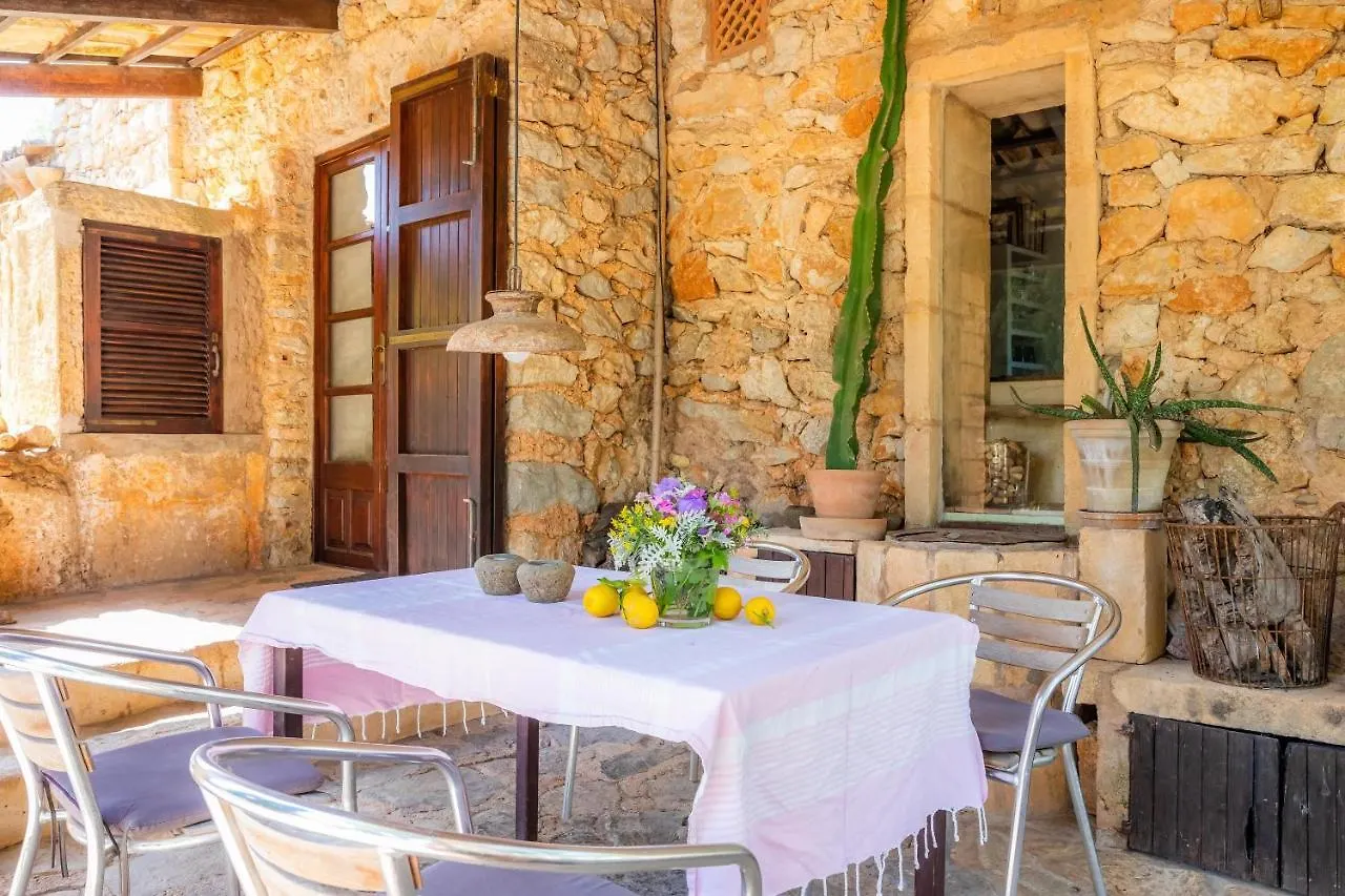 Finca Bona Feina ارتا